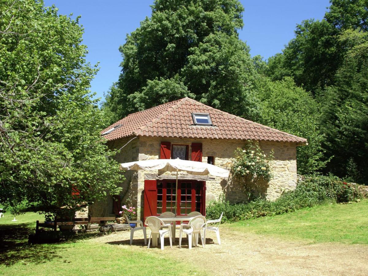 Cosy Holiday Home In Lantheuil With Garden Villefranche-du-Périgord Exterior foto