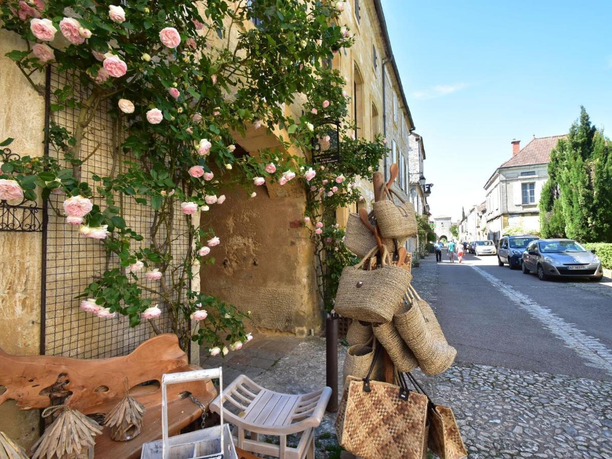 Cosy Holiday Home In Lantheuil With Garden Villefranche-du-Périgord Exterior foto
