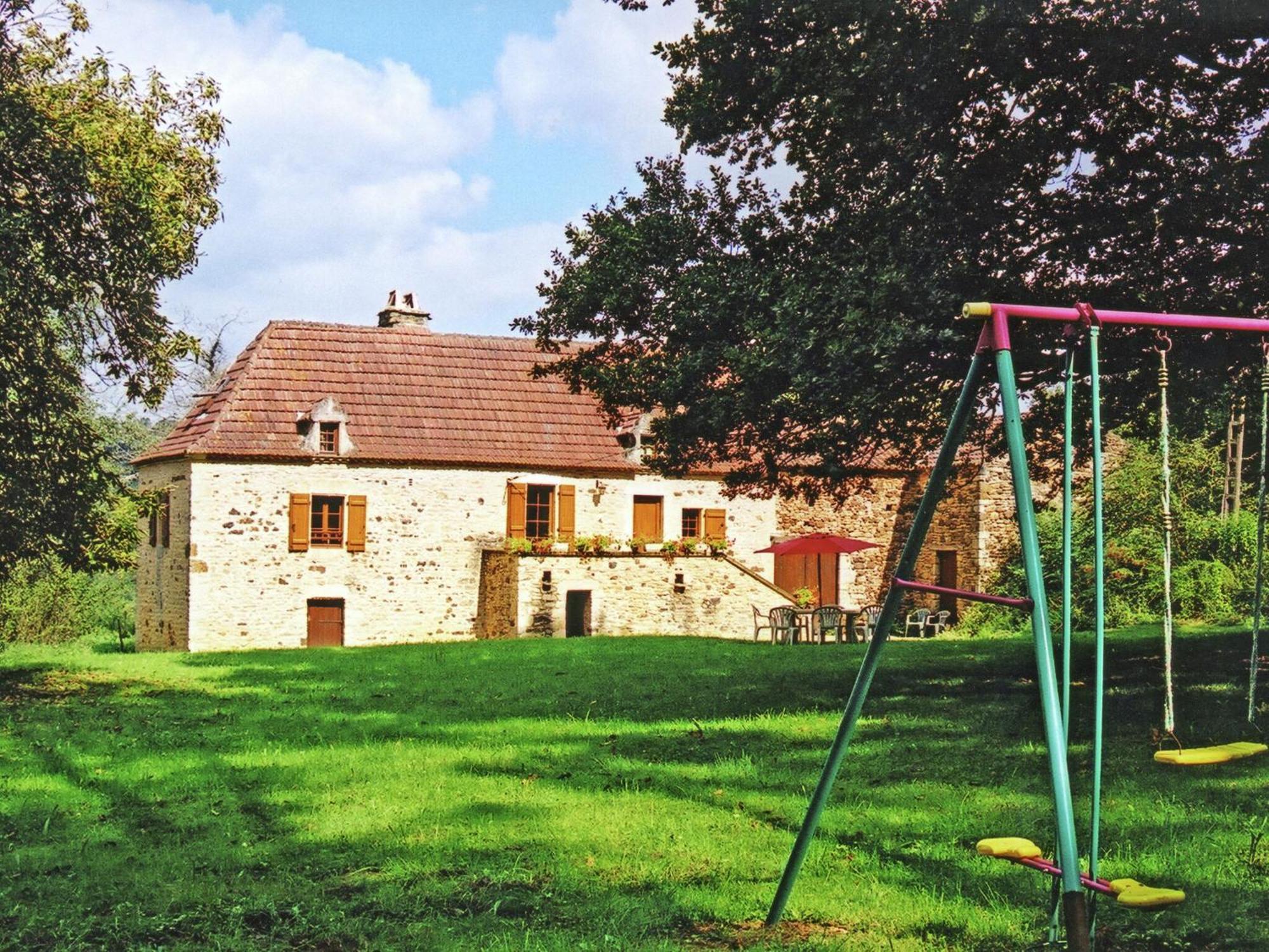 Cosy Holiday Home In Lantheuil With Garden Villefranche-du-Périgord Exterior foto